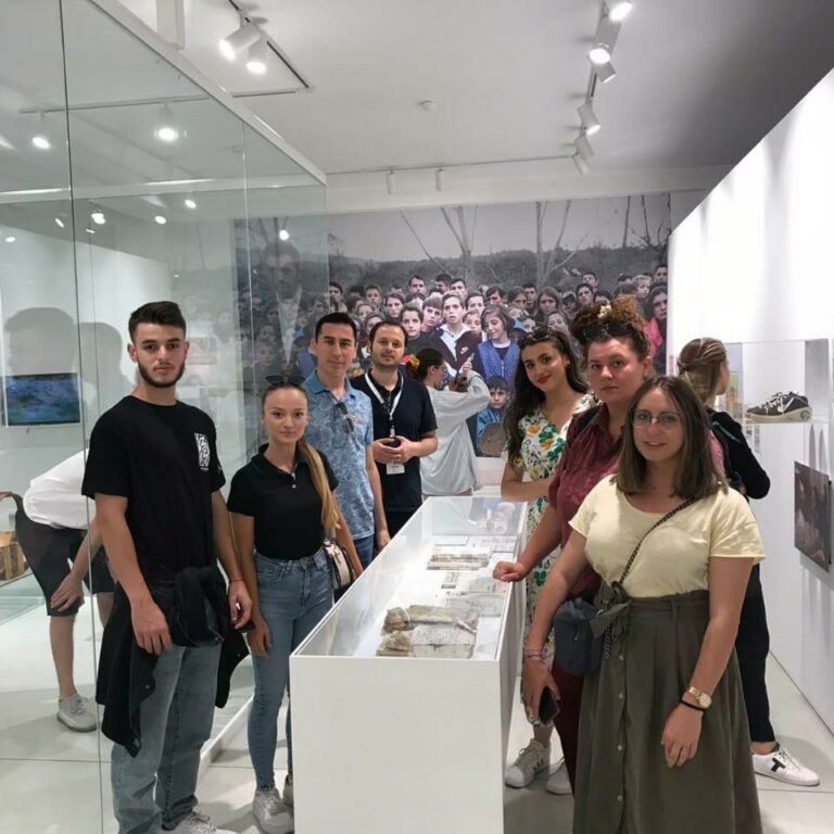 Visit (6)