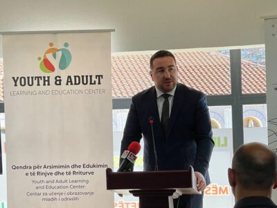 Rektori Alishani mori pjesë në inaugurimin e Qendrës për Arsimimin dhe Edukimin e të Rinjve dhe të Rriturve në Prizren (YALE Center)