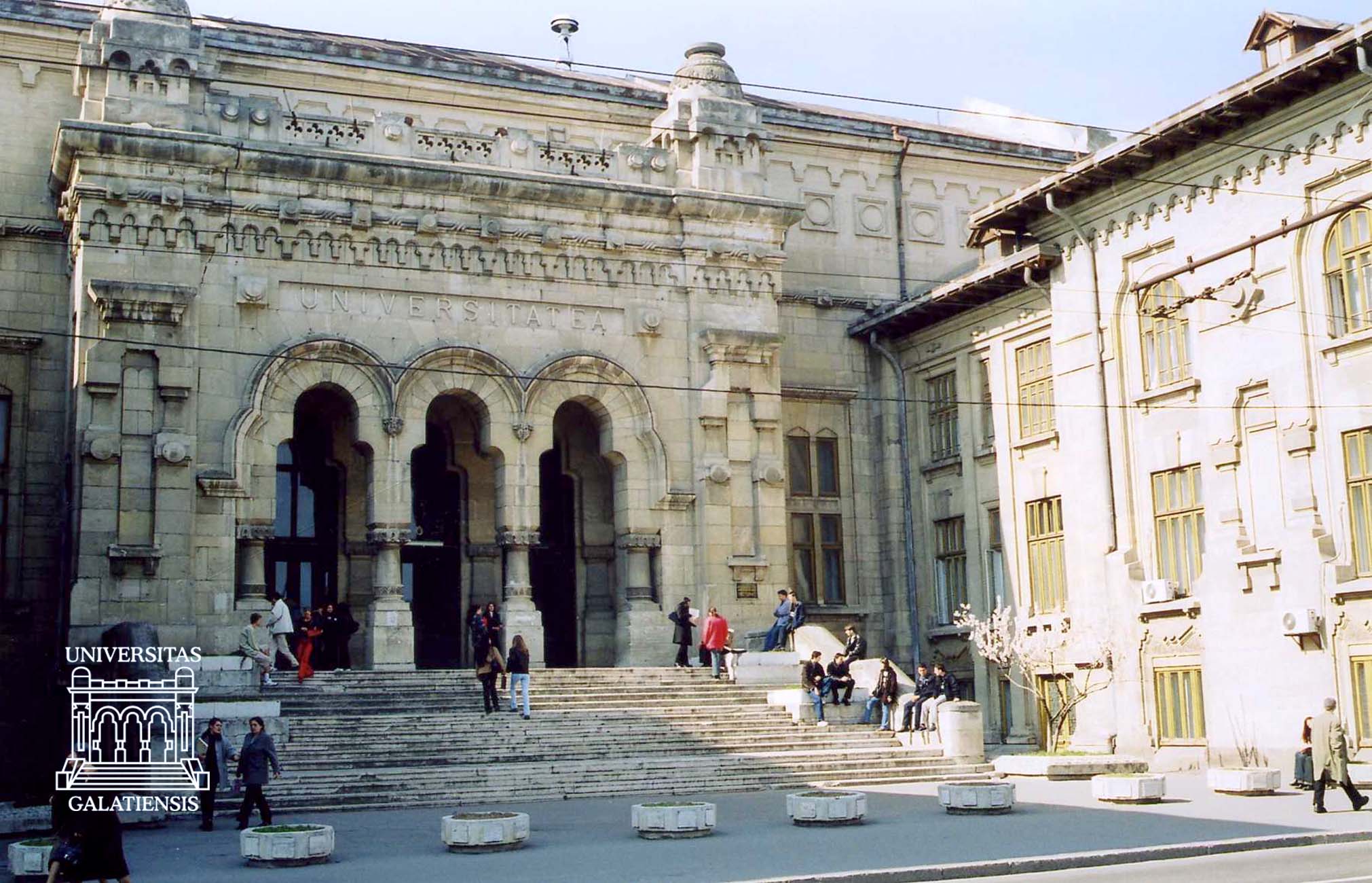 Galaţi_University_-_Dunărea_de_Jos,_founded_1974.
